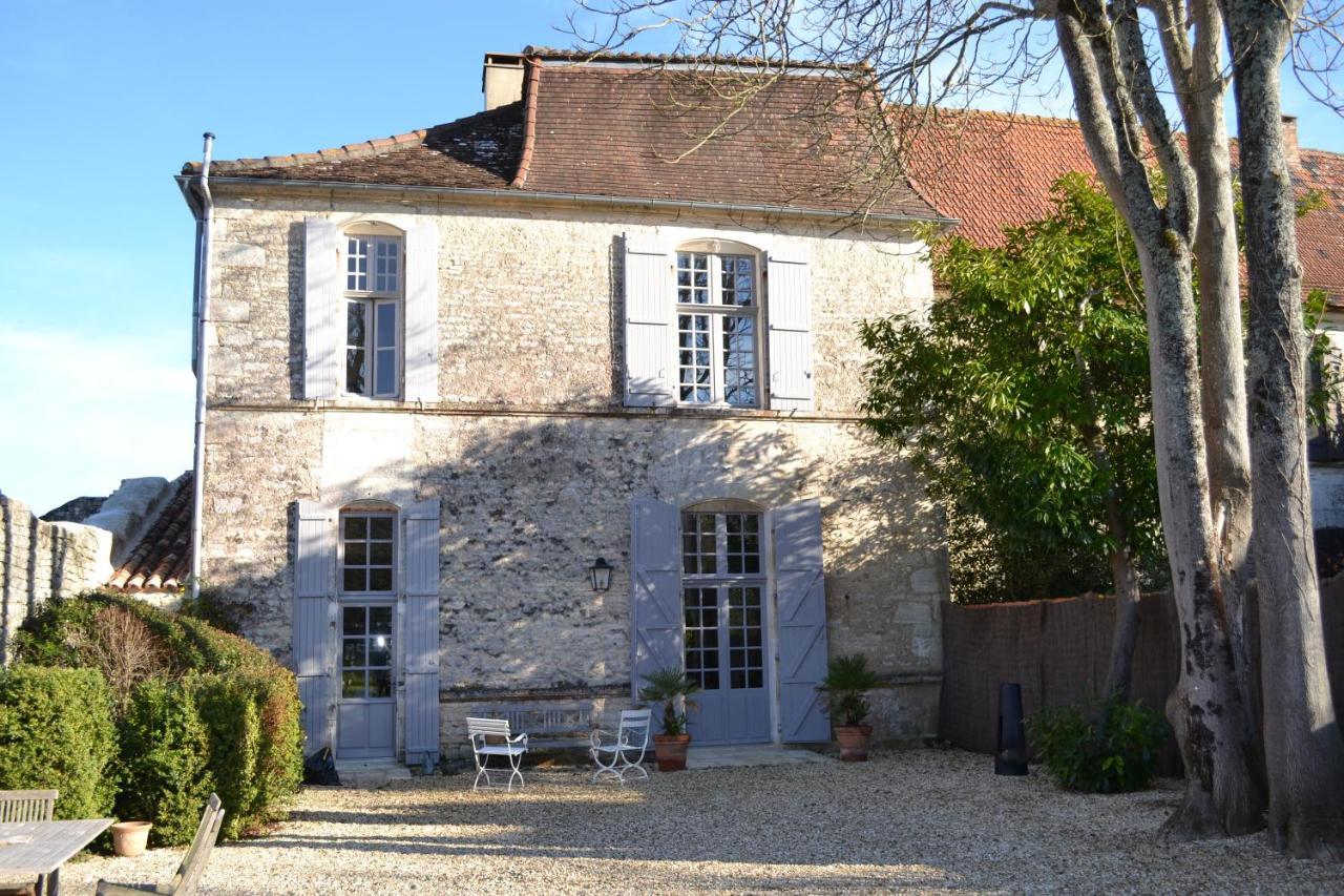 Rouillac  Le Petit Logis B&B 외부 사진